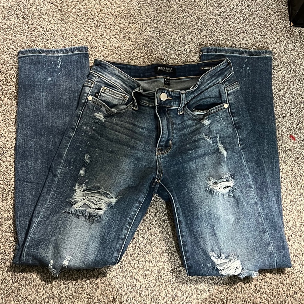 Judy Blue Distressed Boyfriend
